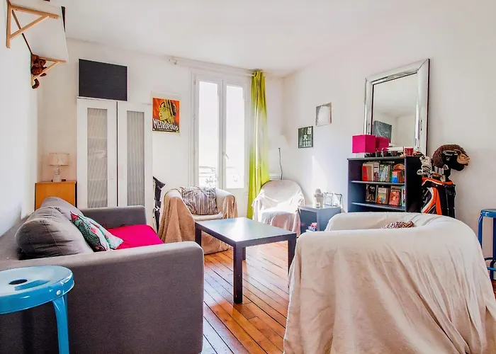Modern And Bright Apartment Beaugrenelle